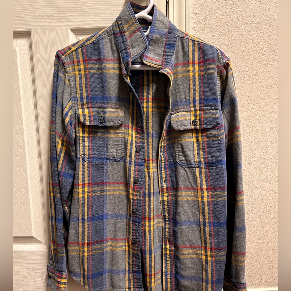 New, Old Navy, long sleeve/button down shirt, blue/yellow/red/gray in color.